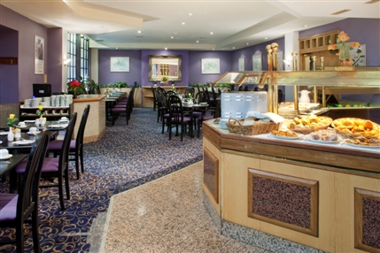 Holiday Inn Oxford Circus - Oliver's Restaurant