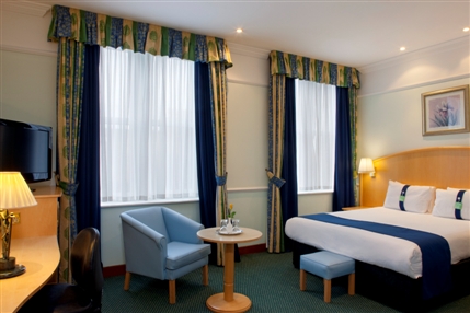 Holiday Inn Oxford Circus - Accessible Room