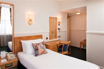 Berjaya Eden Park London Hotel -