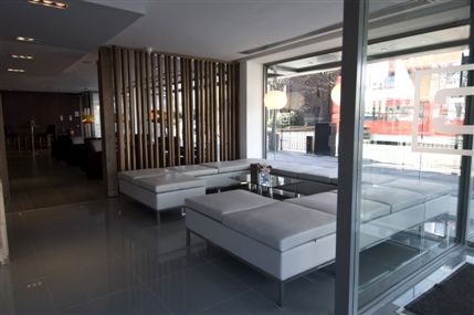 The Continental Hotel - Lounge Br