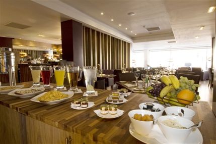 The Continental Hotel - Breakfast