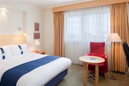 Holiday Inn London Heathrow Ariel -