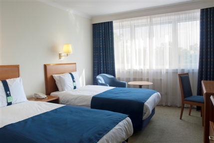 Holiday Inn London Gatwick Airport - Twin Room
