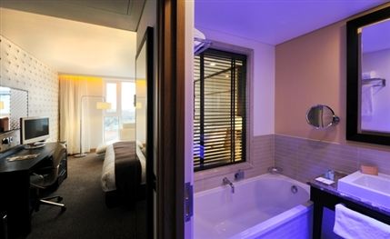 Pestana Chelsea Bridge Hotel & Spa -