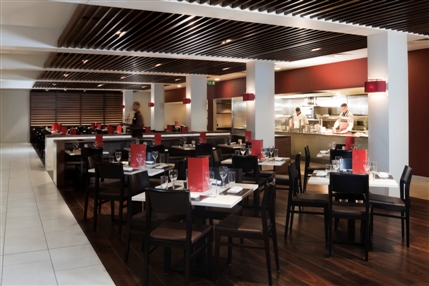 Crowne Plaza London Heathrow - Orwell's Brasserie
