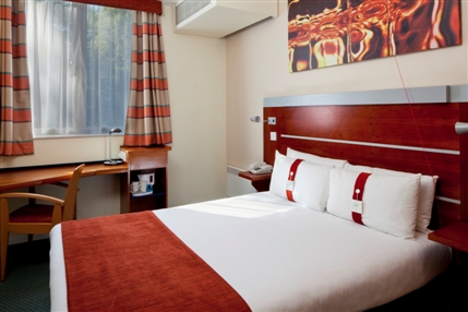 Holiday Inn Express Wimbledon South -