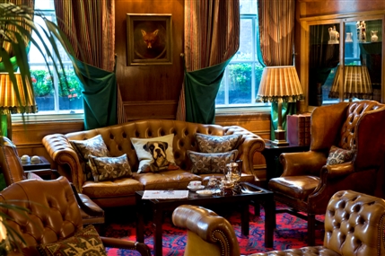 Chesterfield Mayfair Hotel - Library