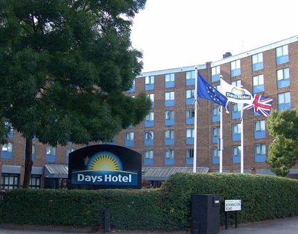 Waterloo Hub Hotel & Suites - Days Hotel Waterloo