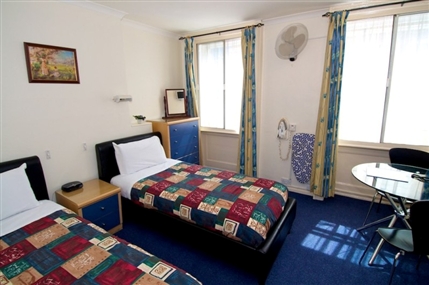 Hadleigh Hotel London - Twin Room