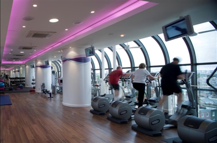 Jumeirah Lowndes Hotel London - Guests receive access to the nearby award-winning Peak Health Club & Spa