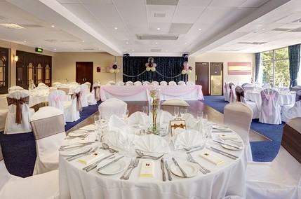 The County Hotel Woodford - Wedding Venue
