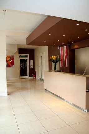 The Raglan Hotel - Reception