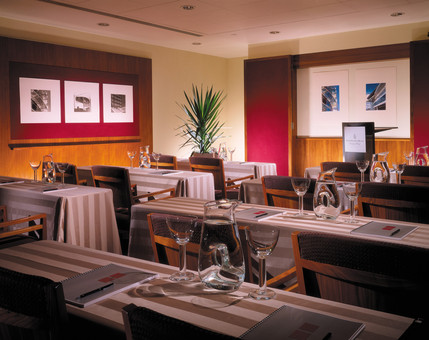Four Seasons London Canary Wharf - Meeting Room