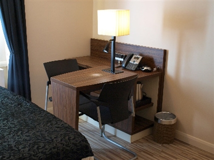 Simply Rooms & Suites Hotel -