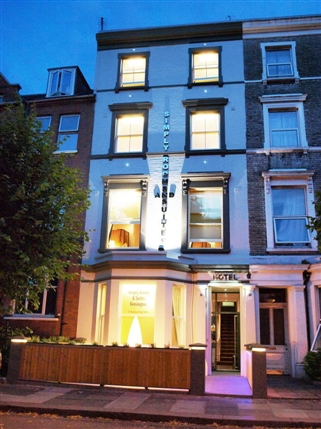 Simply Rooms & Suites Hotel -