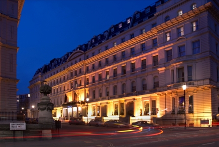 Corus Hyde Park Hotel London - Exterior by night
