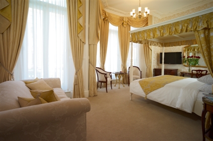 The Park International Hotel -