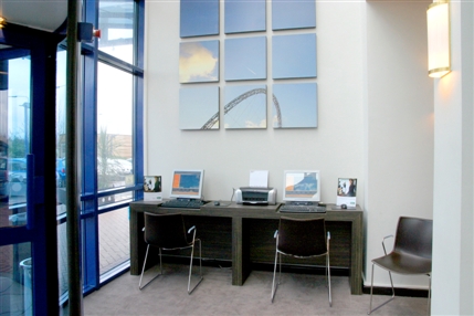 Holiday Inn London Brent Cross - Buisness Facilities