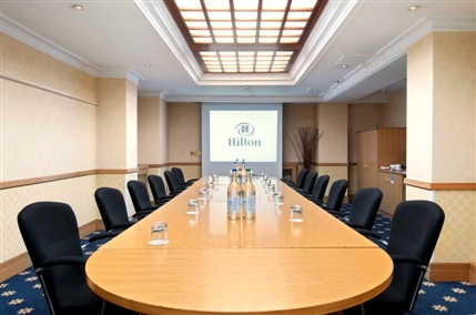 Hilton London Green Park Hotel - Byron Meeting Room