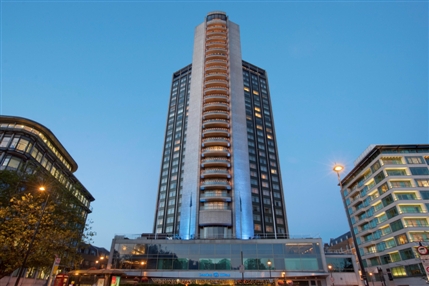 London Hilton on Park Lane - Exterior of London Hilton on Park Lane