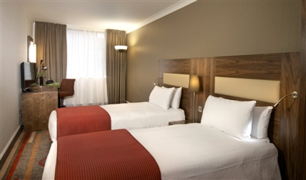 Hilton London Olympia Hotel - Twin Room
