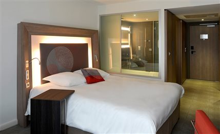 Novotel London City South - Guest Room