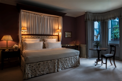 Cranley Hotel London - Deluxe Double/Twin Room