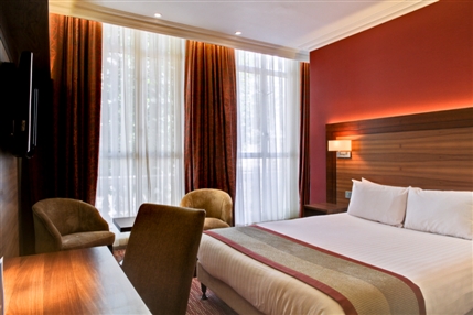 The Regency Hotel London - Guest Room