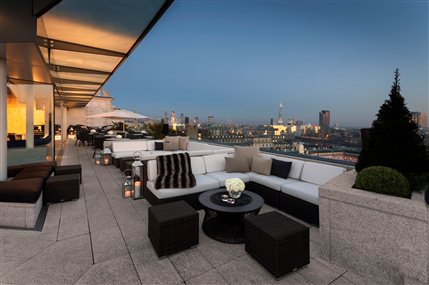 ME London - Radio Rooftop Bar and Restaurant
