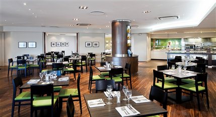 Holiday Inn London Heathrow M4, JCT4 - Main Restaurant