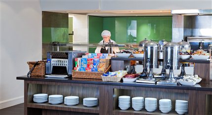 Holiday Inn London Heathrow M4, JCT4 - Breakfast Buffet