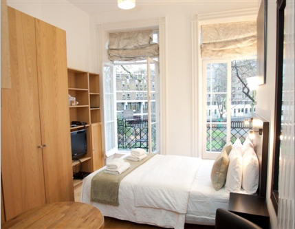 Studios2Let Apartments Cartwright Gardens - Studio Apartment - Balcony