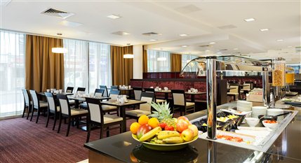 Holiday Inn London Commercial Road - Traders Restaurant