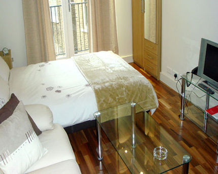 Harrington Court Apartments - Gurest Room