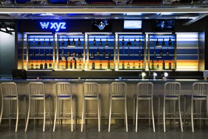 Aloft London ExCeL - W XYZ Bar