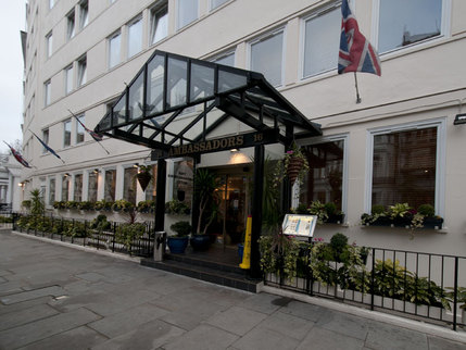 Ambassadors Hotel - Ecterior