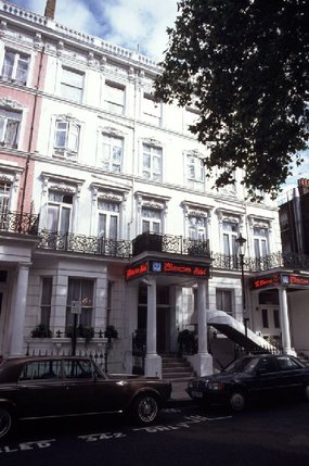 My Place Hotel London - Exterior
