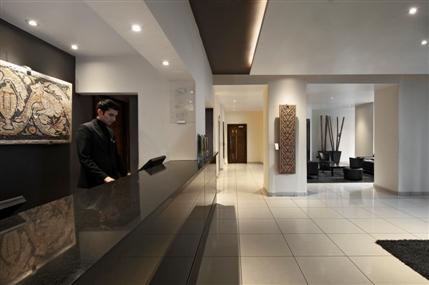 The Caesar Hotel London - Reception