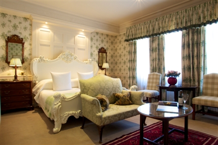 No.11 Cadogan Gardens -