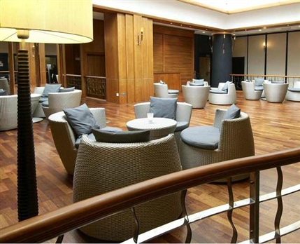 Hilton London Kensington Hotel - Atrium Lounge