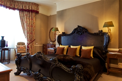 No.11 Cadogan Gardens -
