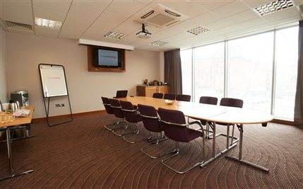 Jurys Inn Heathrow Hotel - Meeting Room - Boardroom Style