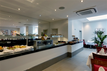 Grange Langham Court Hotel - Restaurant - Breakfast