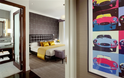 Taj 51 Buckingham Gate, Suites and Residences London - Jaguar Suite - Master Bedroom