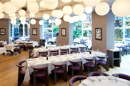 Taj 51 Buckingham Gate, Suites and Residences London - Bank Conservatory Restaurant