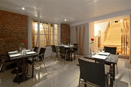 The Caesar Hotel London - XO Restaurant