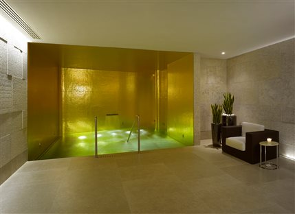Bulgari Hotel & Residences -