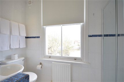 Princes Square Hotel London - Bathroom