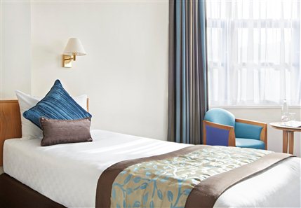 Thistle City Barbican Hotel - Single Room