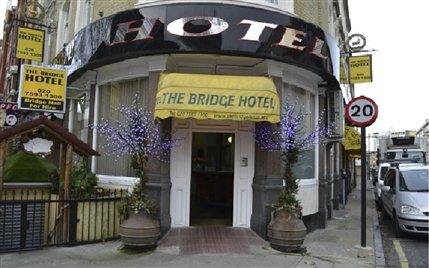 The Bridge Hotel London - Exterior